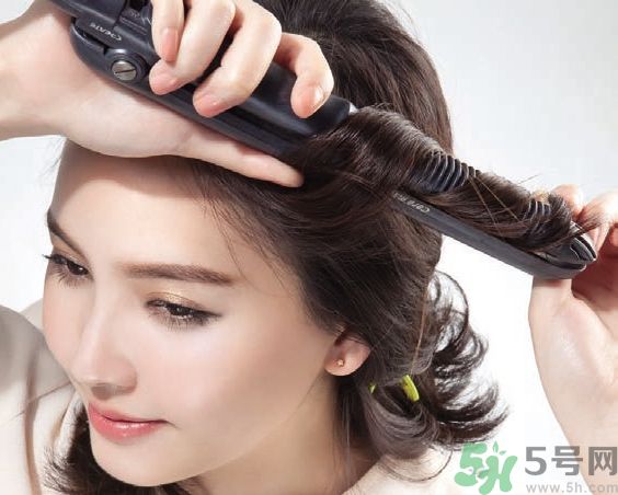 中長微卷鮑伯頭怎么弄？大人味浪漫鮑伯頭