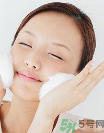 詩(shī)莉薇松茸.瑾皙亮妍潔面乳怎么樣？詩(shī)莉薇 松茸.瑾皙亮妍潔面乳好用嗎？