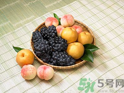桃子和梨子能一起吃嗎？桃子和梨子一起吃好嗎？