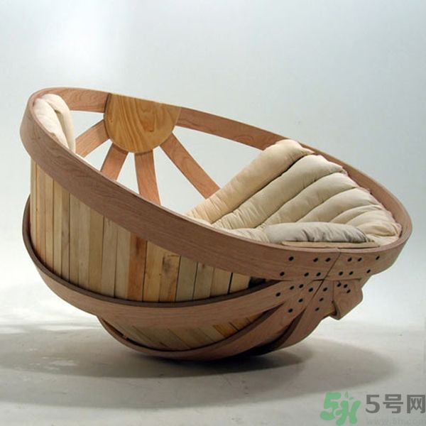 一個(gè)人適合什么樣的沙發(fā)？選購沙發(fā)要注意什么？