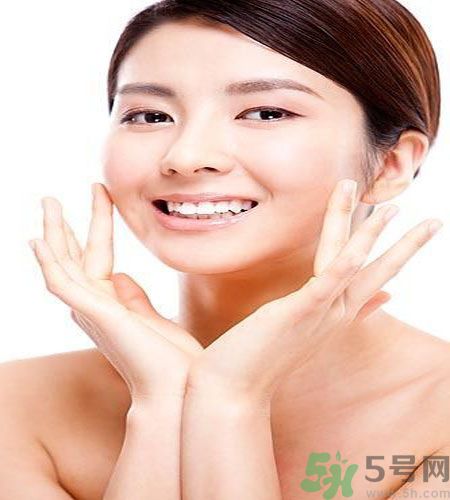 皮膚出油怎么辦？皮膚出油用什么面膜？