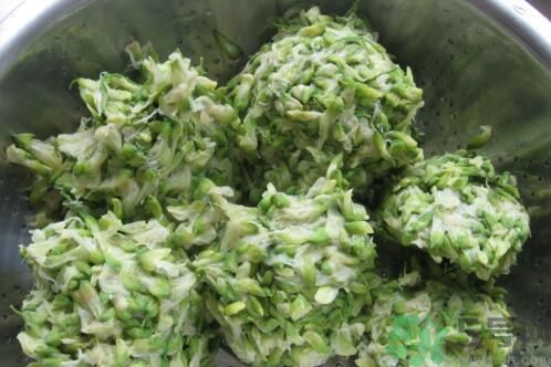 槐花怎么做好吃？槐花的做法有哪些？