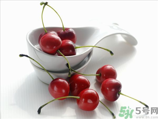 來(lái)月經(jīng)能吃櫻桃嗎？經(jīng)期吃櫻桃好嗎？