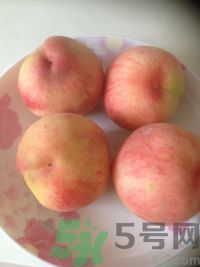 寶寶可以吃桃子嗎？寶寶吃桃子好不好？