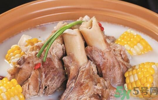 炒青菜為什么發(fā)黑？炒青菜發(fā)黑怎么辦？
