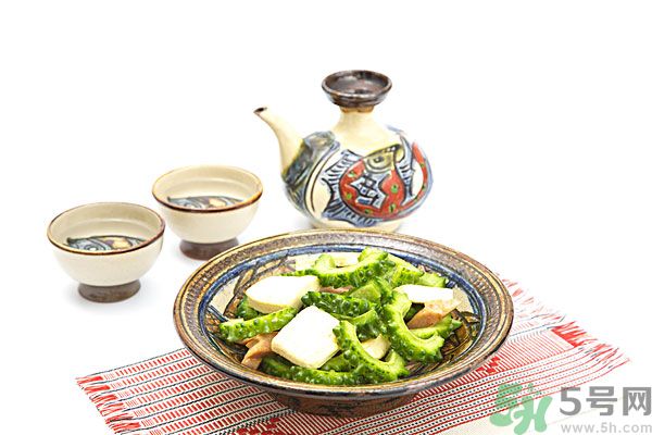 夏天吃苦瓜有什么好處？夏天吃苦瓜好嗎？