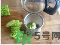 苦瓜泡水喝有什么好處？苦瓜泡水喝好嗎？