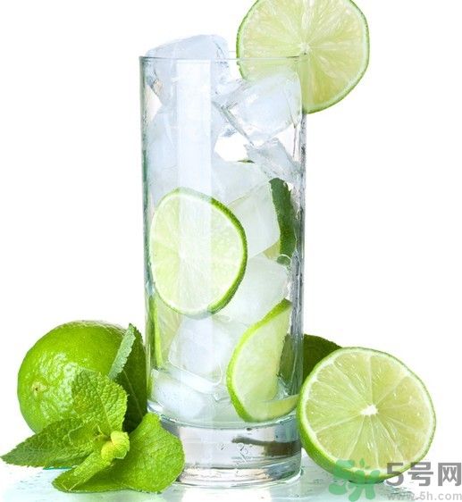 檸檬和苦瓜一起泡水喝臉癢是怎么回事？檸檬和苦瓜一起喝泡水喝臉癢怎么辦？