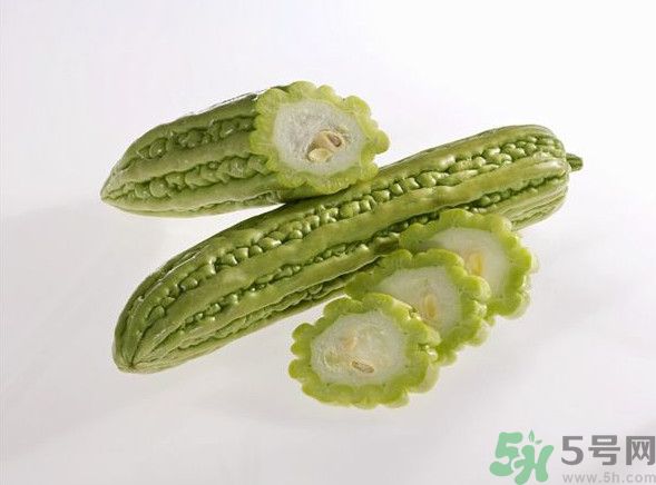 茉莉花綠茶加苦瓜能減肥嗎？茉莉花和苦瓜泡水喝嗎？