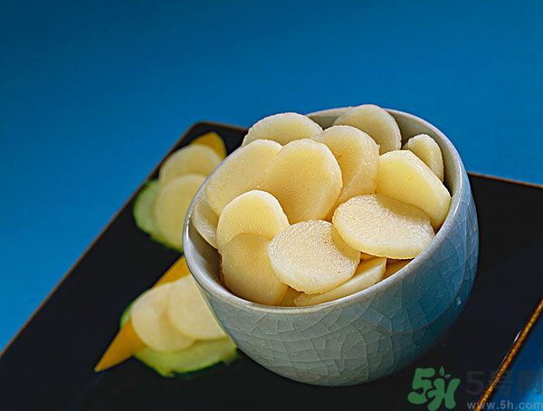 榴蓮和荸薺能一起吃嗎？吃過(guò)榴蓮后可以吃荸薺嗎？