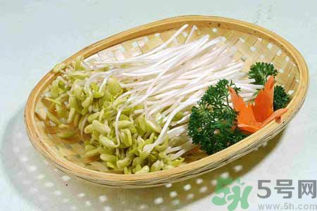 炒豆芽菜欠火候可以吃嗎？炒豆芽菜沒熟可以吃嗎？