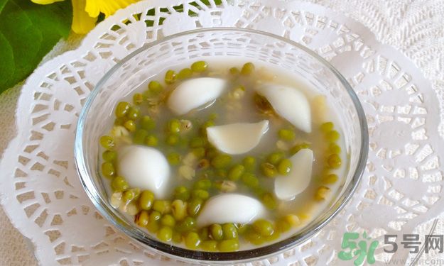綠豆煮出來(lái)為什么是紅色的？怎么煮綠豆湯不發(fā)紅？