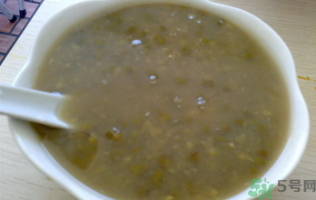 綠豆煮出來為什么是紅色的？怎么煮綠豆湯不發(fā)紅？