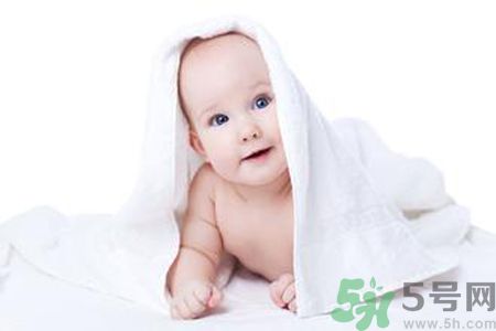 寶寶可以用清涼油嗎？寶寶多大了可以用清涼油？