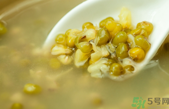 皮膚過敏能吃綠豆嗎？皮膚過敏能不能喝綠豆湯？