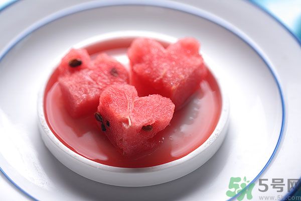 吃西瓜可以美容嗎？吃西瓜對皮膚有什么好處