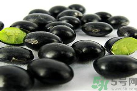 黑豆可以和牛奶一起煮嗎？黑豆和牛奶可以一起吃嗎？