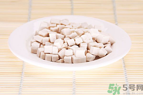 夏天吃茯苓好嗎？夏天吃茯苓有什么好處？