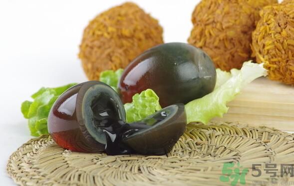 冬瓜和皮蛋一起吃能降火嗎？冬瓜能和皮蛋一起吃嗎？