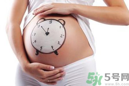 工作的孕婦什么時候停止工作比較好？孕婦可以工作嗎？
