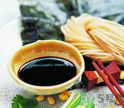 夏天醬油要不要放冰箱？醬油可不可以放冰箱？
