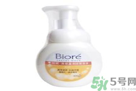 碧柔深層盈潤潔面泡沫適合什么膚質(zhì)？敏感膚質(zhì)可以用碧柔深層盈潤潔面泡沫嗎？