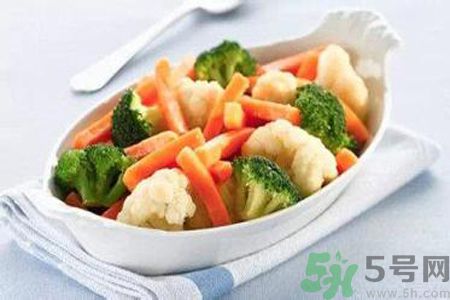 夏季上火的表現(xiàn)有哪些？夏季上火怎么辦？