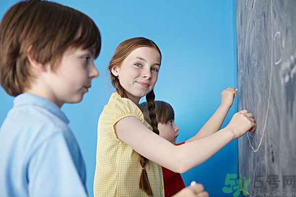高三女生月經(jīng)不調(diào)是怎么回事？高三女生月經(jīng)不調(diào)怎么辦？