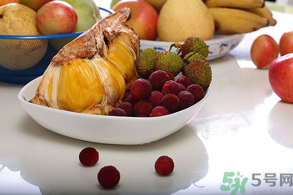 吃楊梅過敏怎么辦？楊梅過敏癥狀有哪些？
