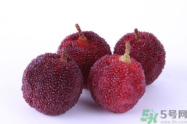吃楊梅過敏怎么辦？楊梅過敏癥狀有哪些？