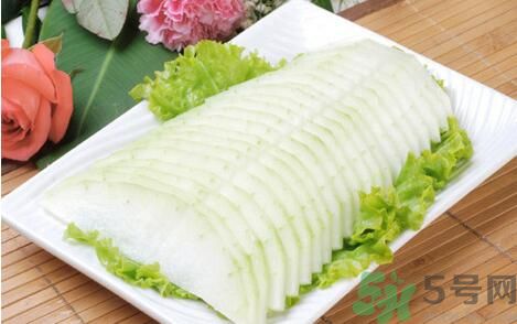 經(jīng)期可以吃冬瓜嗎？經(jīng)期吃冬瓜會不會肚子痛？