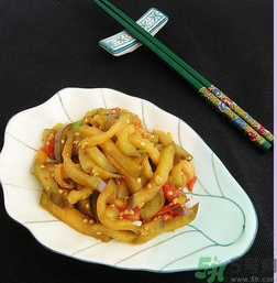炒茄子發(fā)黑怎么辦？炒茄子怎么才能不發(fā)黑？
