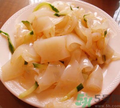 吃中藥可以吃涼皮嗎？喝中藥吃涼皮會減小藥性嗎？