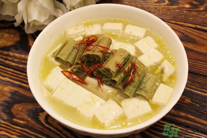 莧菜可以和豆腐一起吃嗎？莧菜能和豆腐一起吃嗎？
