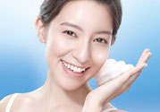 優(yōu)美成分零負(fù)擔(dān)清透水感凝霜適合什么年齡？優(yōu)美成分零負(fù)擔(dān)清透水感