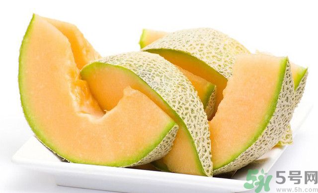 晚上吃哈密瓜會長胖嗎？晚上吃哈密瓜真的會長胖？