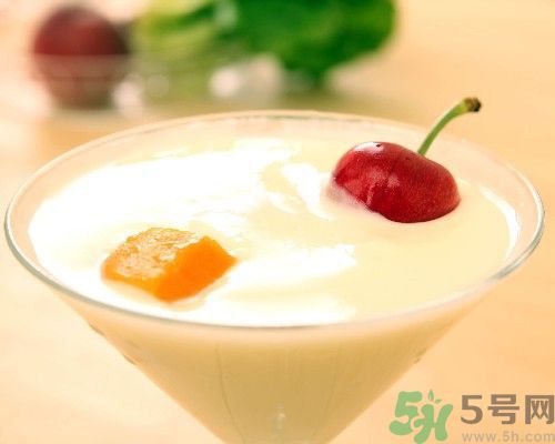 哈密瓜可以和酸奶一起吃嗎？哈密瓜能和酸奶同食嗎？
