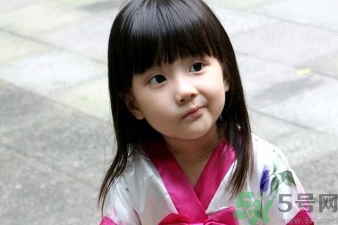 幼童屁股長(zhǎng)出尾巴的原因是什么？孕婦缺什么幼童屁股長(zhǎng)出尾巴？