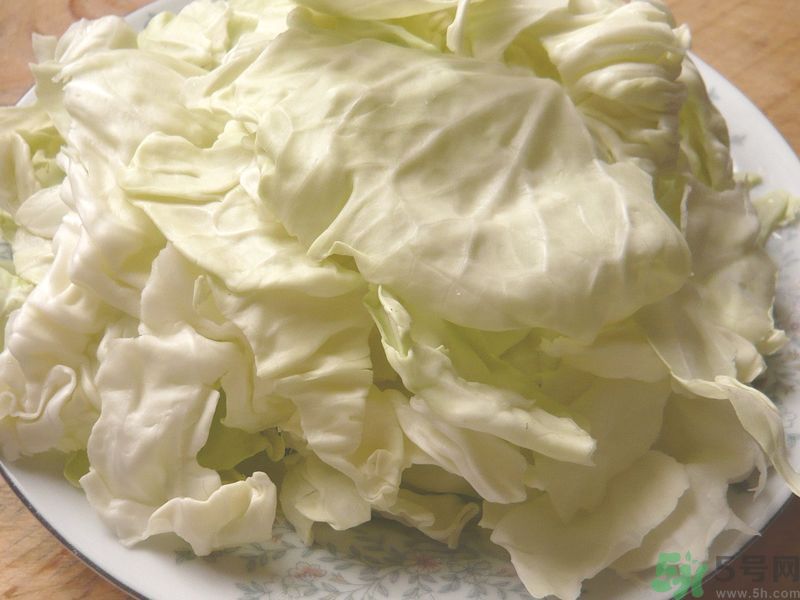 包菜榨汁要加水嗎？包菜汁怎么做？
