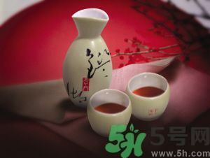 男性喝菖蒲酒有什么好處？男性喝菖蒲酒可以壯陽嗎？