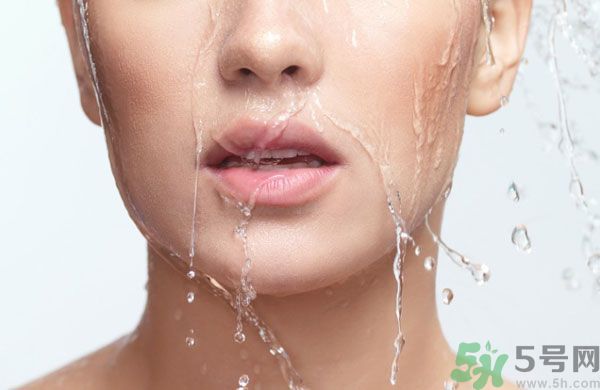 洗臉用什么醋最好？洗臉用白醋好還是米醋好？
