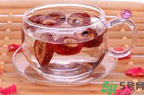 山楂枸杞一起泡水喝好嗎？山楂枸杞一起泡水喝有什么好處？