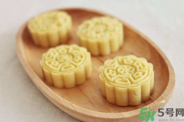 綠豆糕是熱性還是涼性？綠豆糕是涼性的嗎？