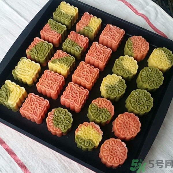 枇杷跟綠豆糕可以一起吃嗎？枇杷和綠豆糕一起吃好嗎？