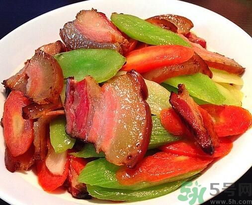 萵筍和臘肉一起炒好嗎？萵筍和臘肉一起吃好嗎？
