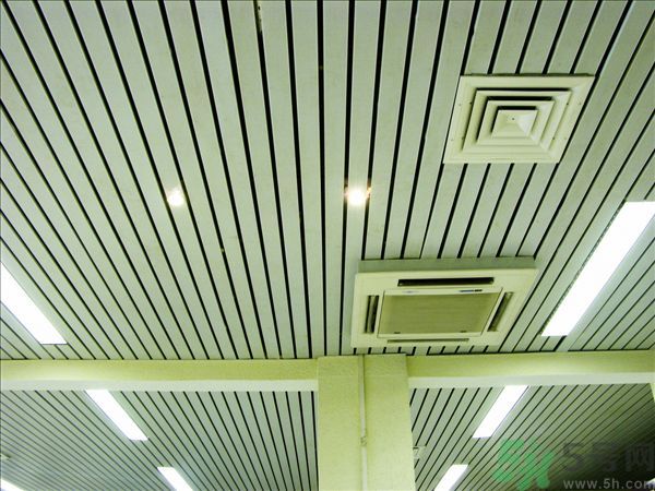 吹空調(diào)鼻子干燥怎么辦？吹空調(diào)鼻子里面很干燥怎么回事？