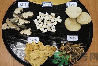 吹空調(diào)關(guān)節(jié)痛怎么辦？夏天吹空調(diào)體內(nèi)濕氣重怎么辦