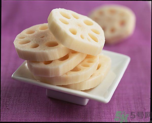 蓮藕里面的泥怎么清理？蓮藕里面的泥巴怎么洗？