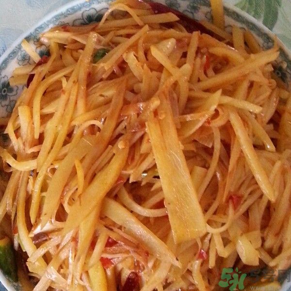 豆瓣醬的做法？豆瓣醬和黃豆醬的區(qū)別？