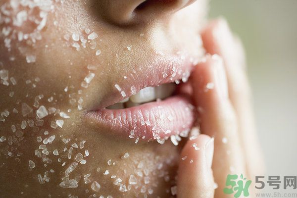 洗澡的時候可以敷面膜嗎？敷面膜和洗澡的順序